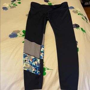 Medium GapFit Navy Leggings